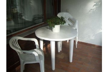 Germania Privát Bad Bellingen, Esterno